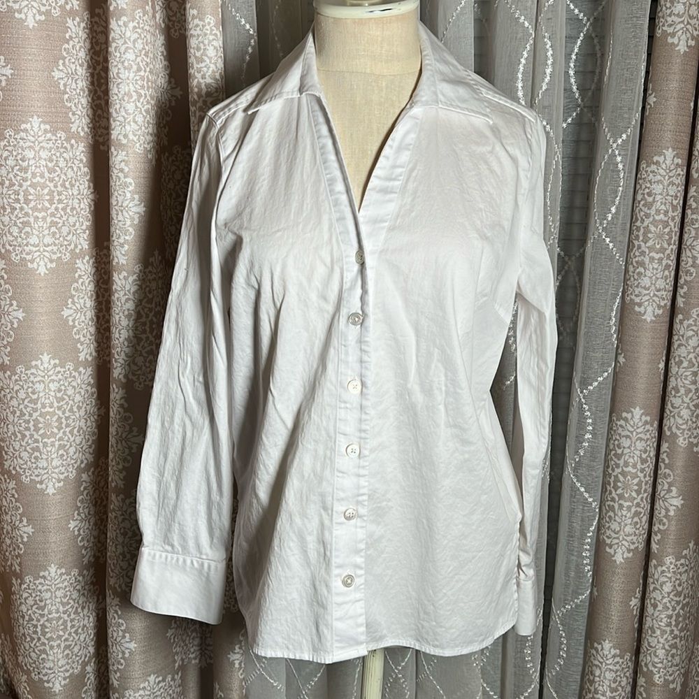 Talbots Button Down Stretch Top Size 10p - image 1